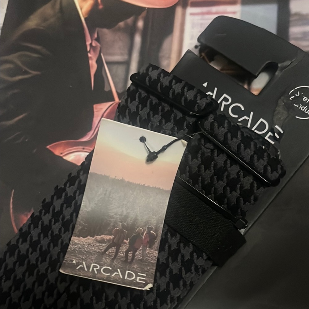 🦁 ☠️ 🦁• 🕶️ ARCADE x Suspenders x Houndstooth Vibe